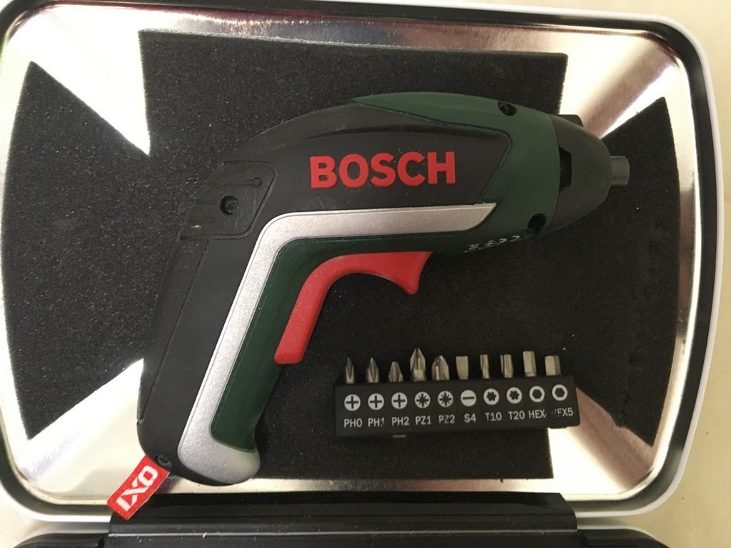 Аккумуляторная отвёртка Bosch IXO